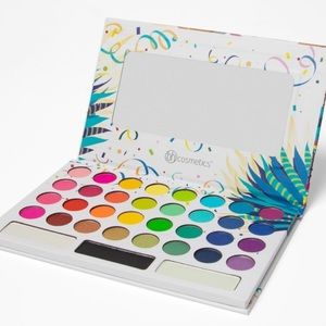 PALETTE STILL AVAILIBLE🌈